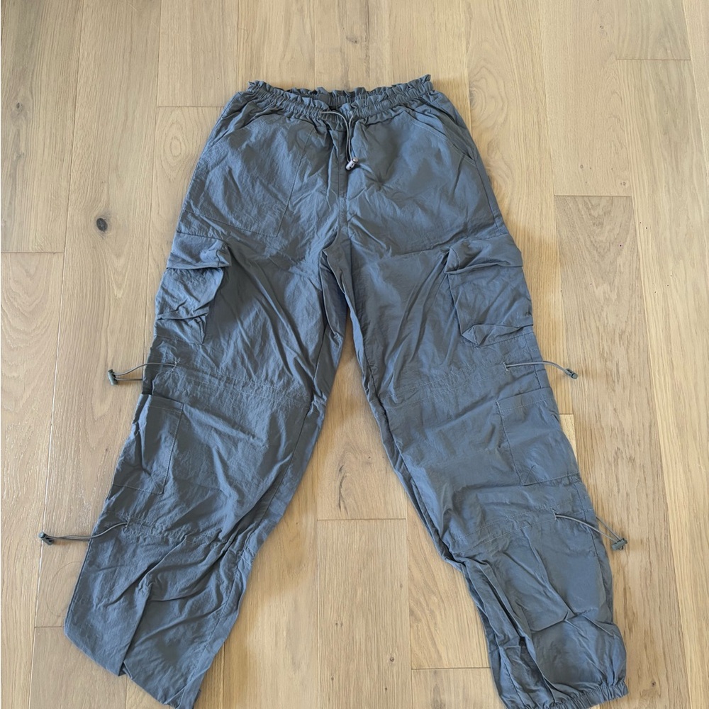 NEW YesStyle Baggy Womens Parachute Gray Cargo Pants